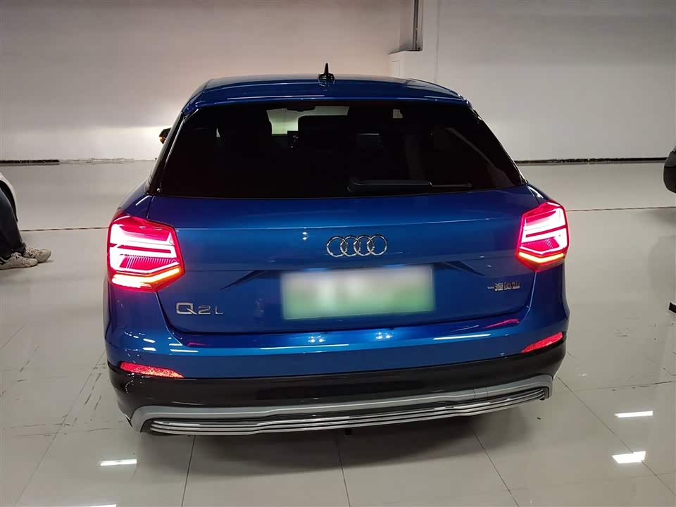 Audi Q2L Audi Q2L