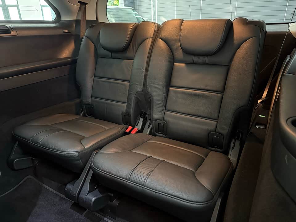 Mercedes-Benz R-class