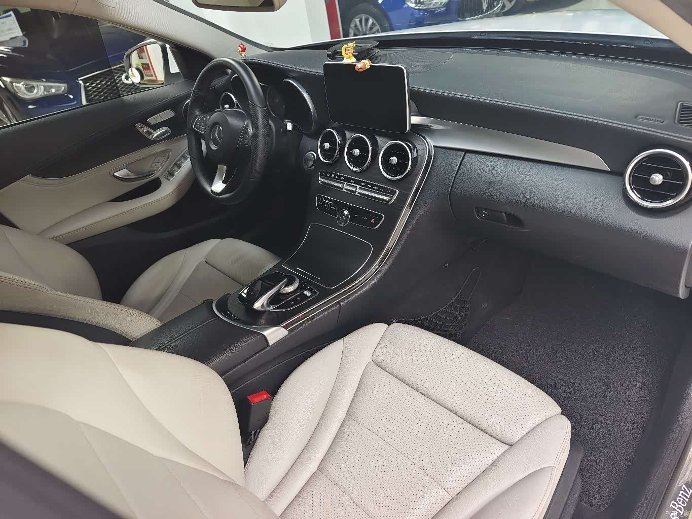 Mercedes-Benz C-Class, 2015 13