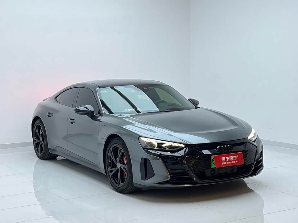 Audi RS GT