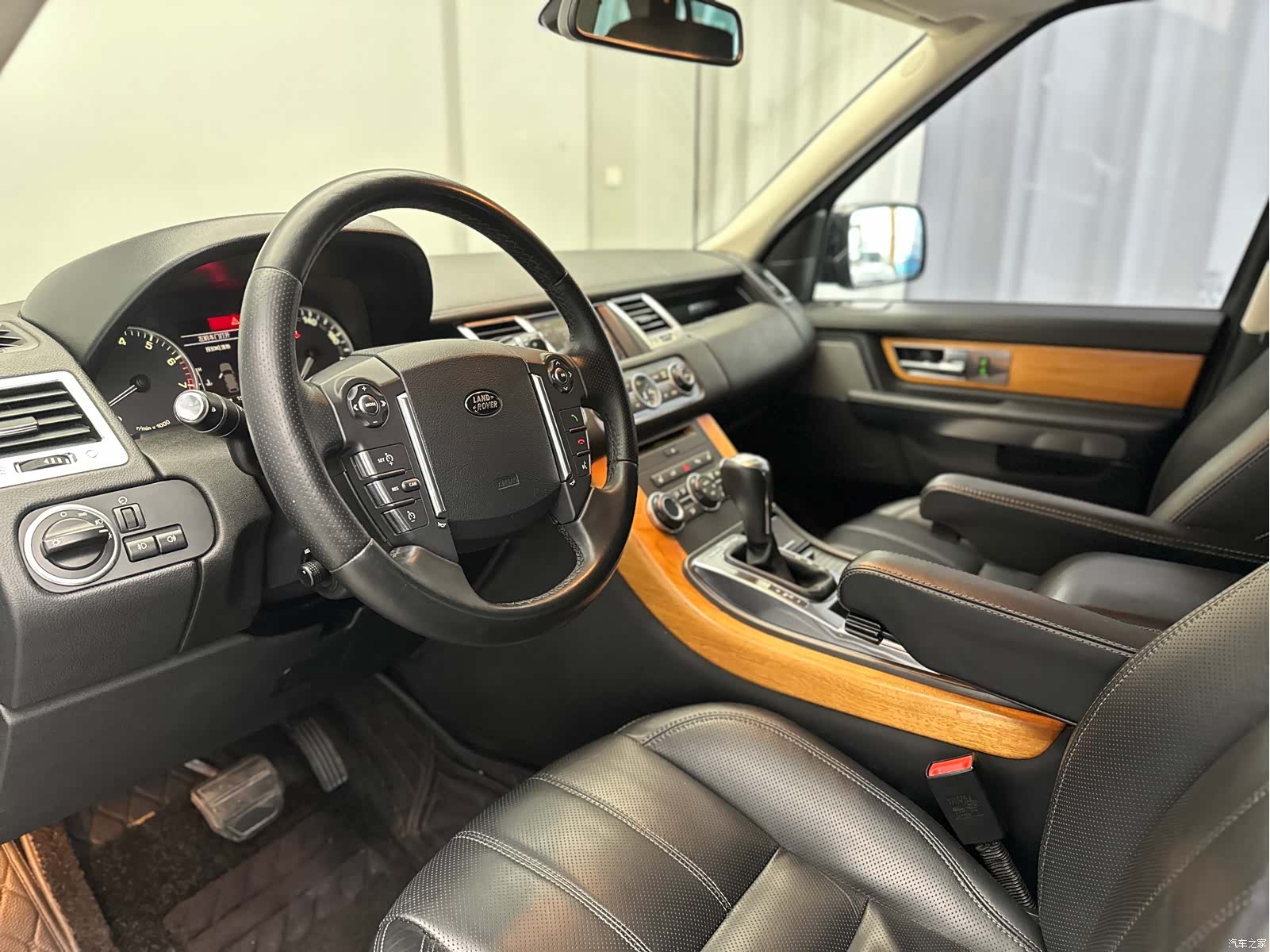 Land Rover Range Rover, 2012 18