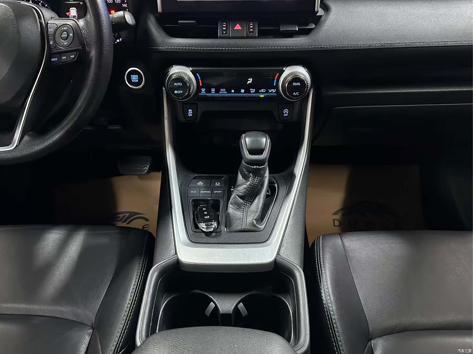 Toyota Wildlander, 2020 11