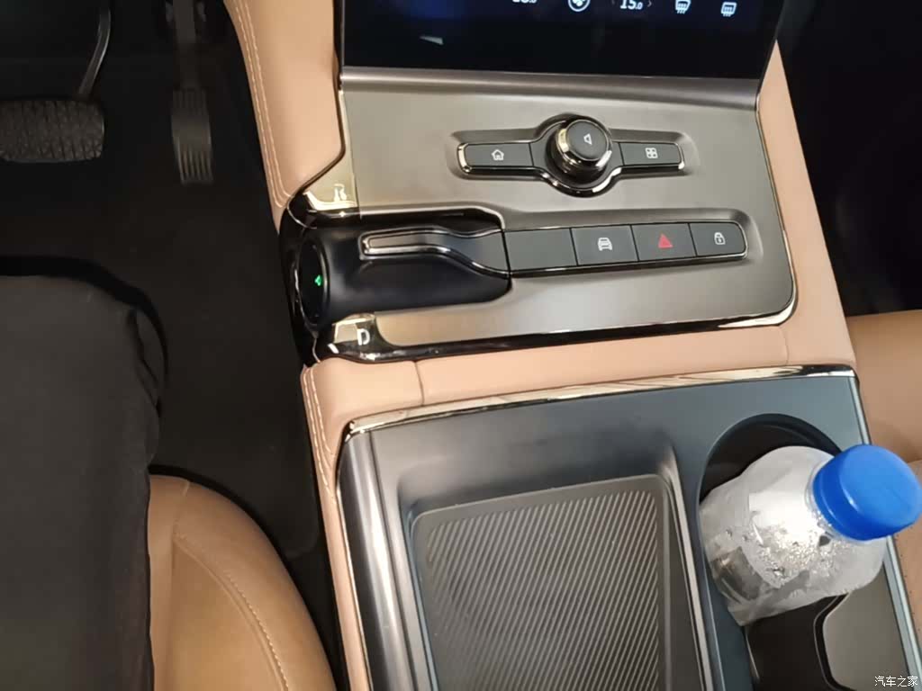 NIO ES6, 2020 14