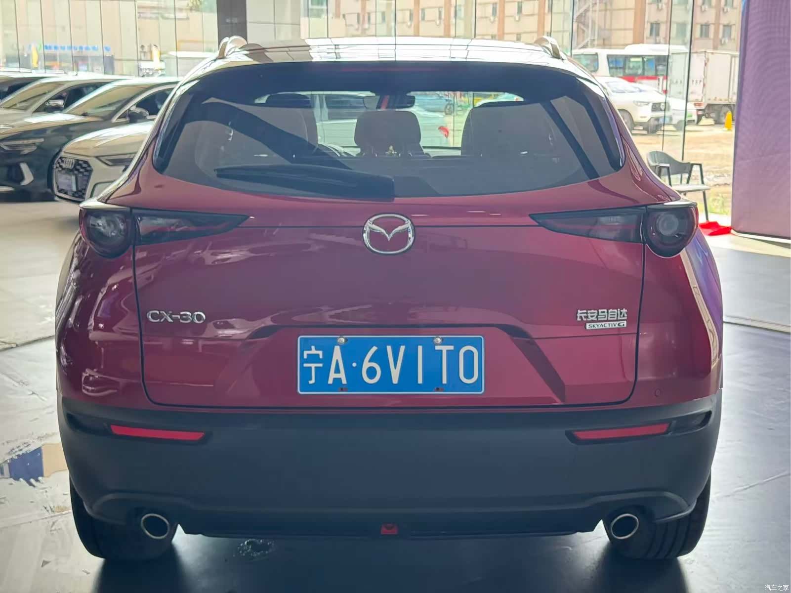 Mazda CX-30, 2022 все фото