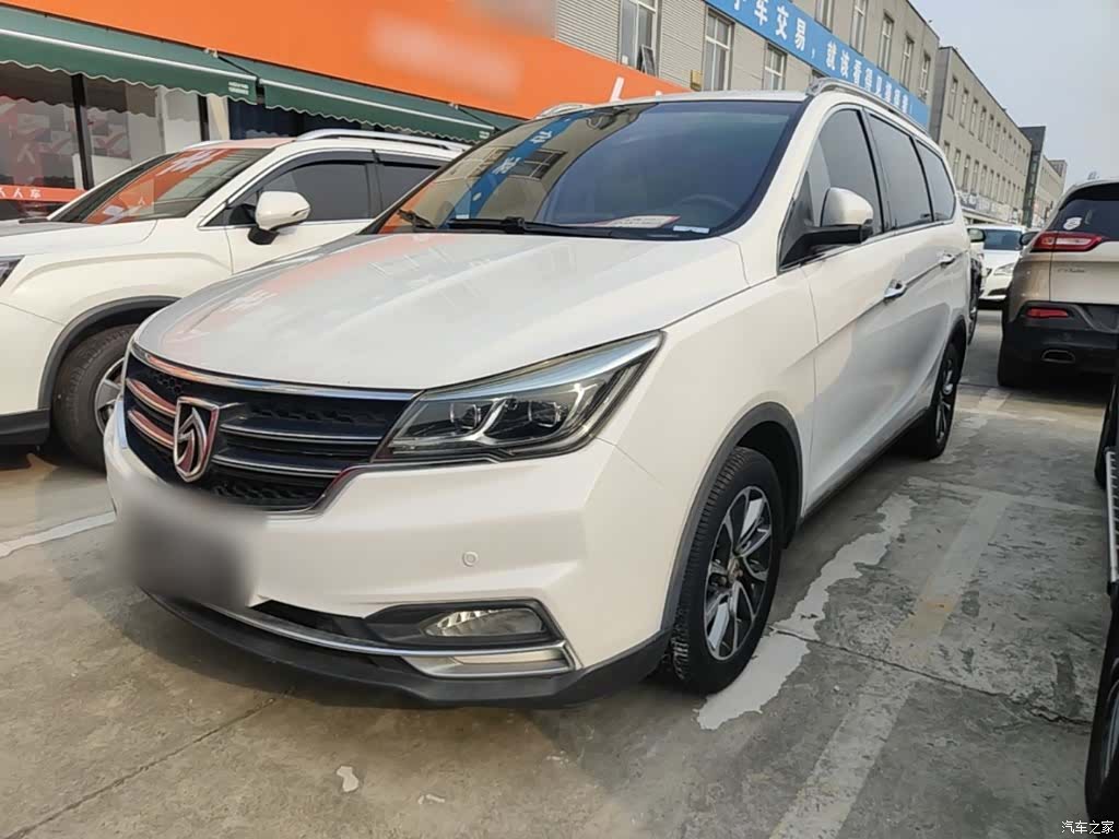 Wuling 730, 2017 2
