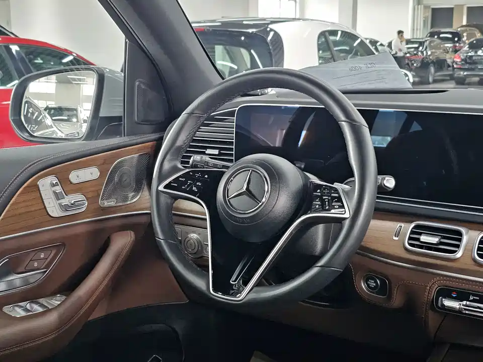 Mercedes-Benz GLE Mercedes-Benz GLE