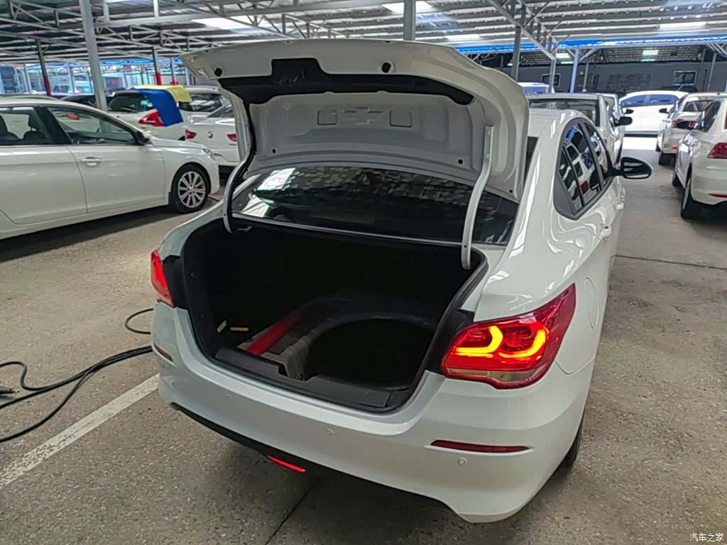 Chevrolet 320, 2017 19