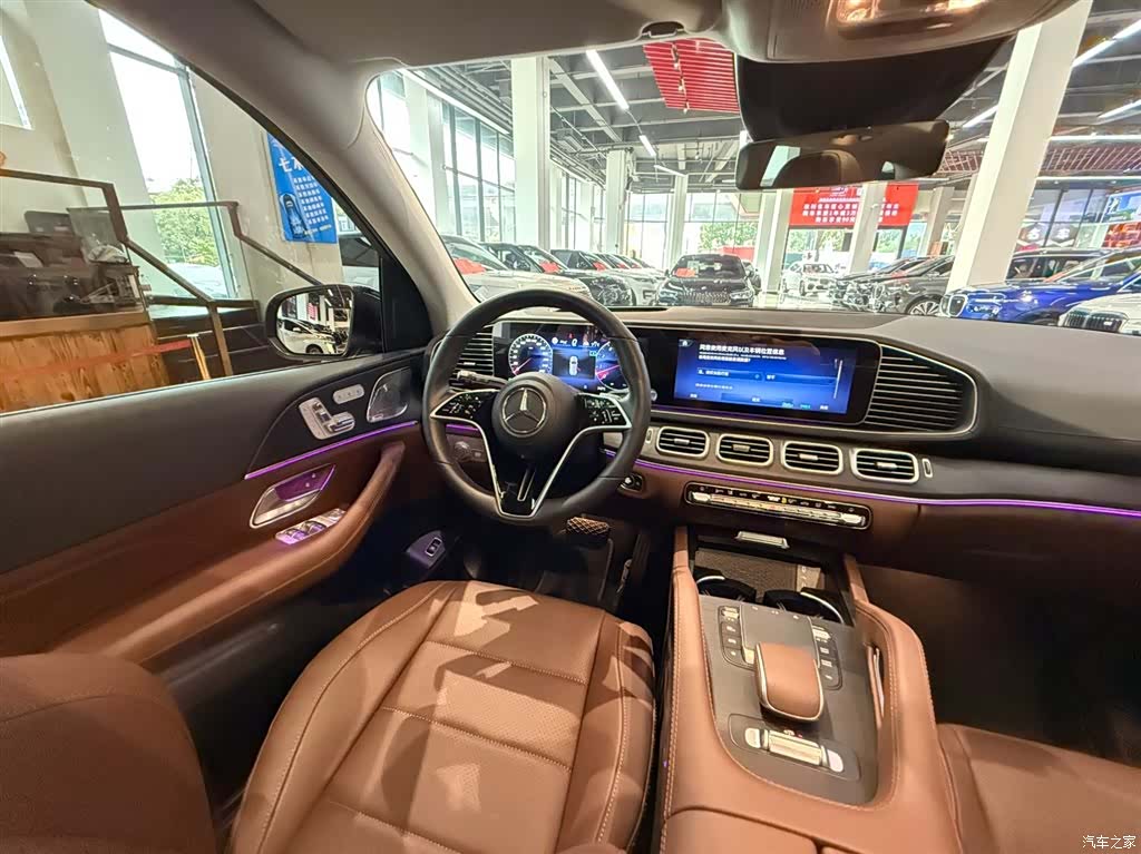 Mercedes-Benz GLE, 2024 31