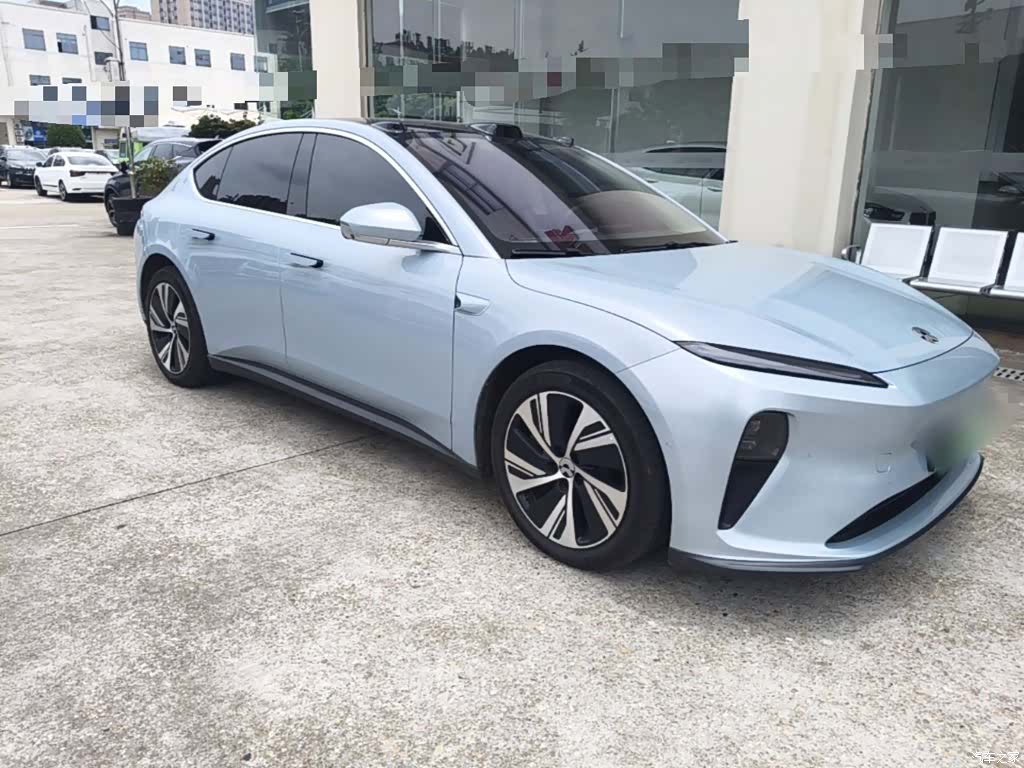 NIO ET5, 2025 4