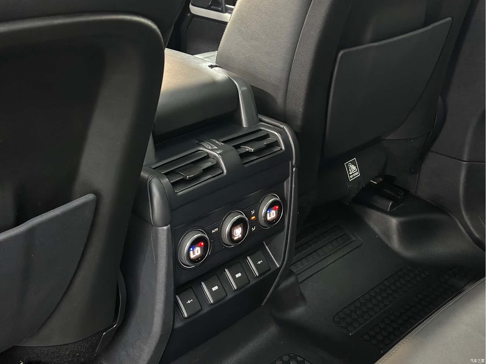 Land Rover Defender, 2020 20