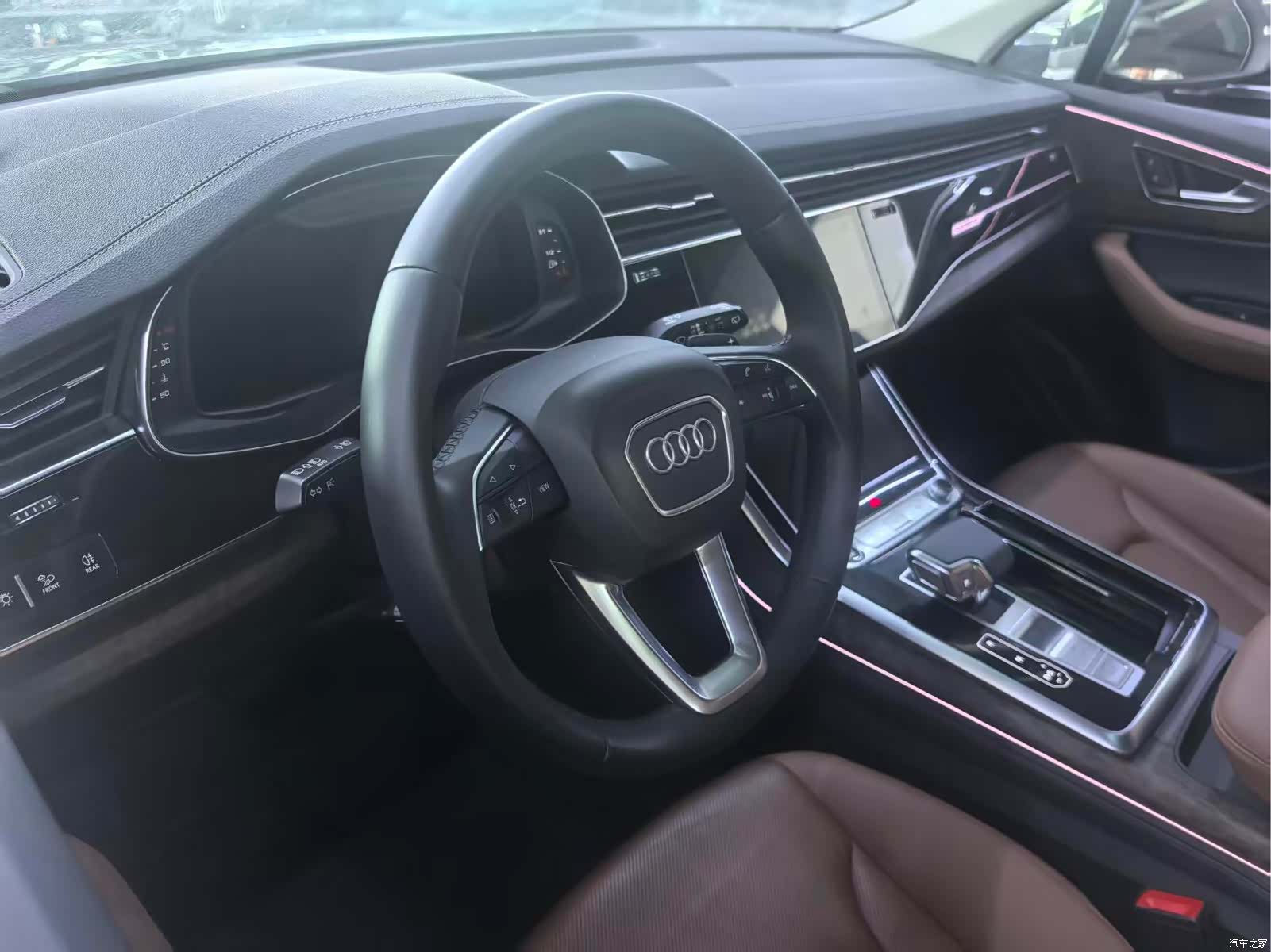 Audi Q7, 2023 8