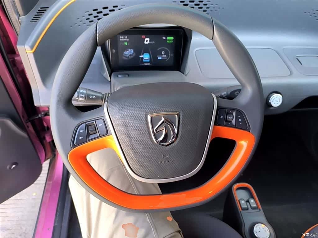 Wuling E100, 2020 11