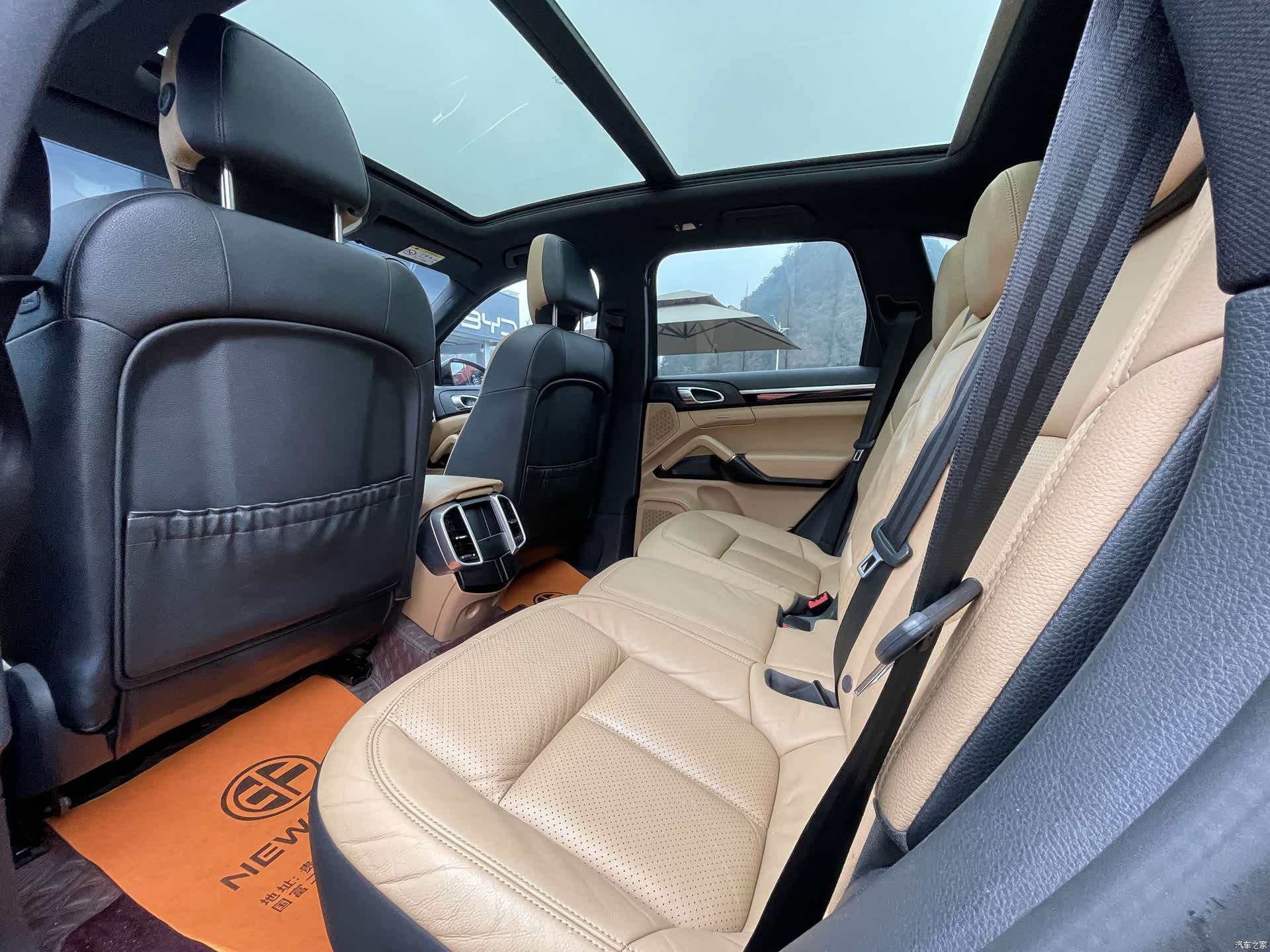 Porsche Cayenne, 2015 8