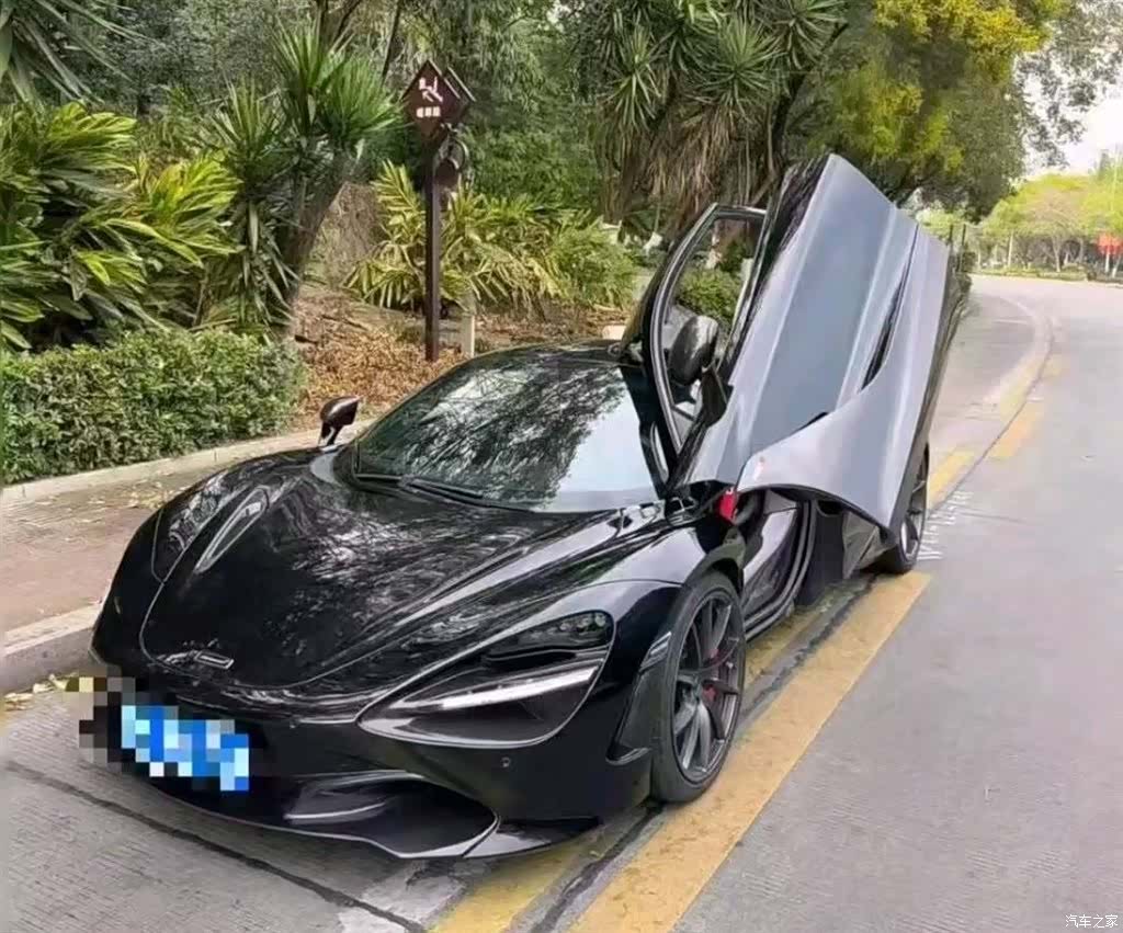 McLaren 720S, 2019 1