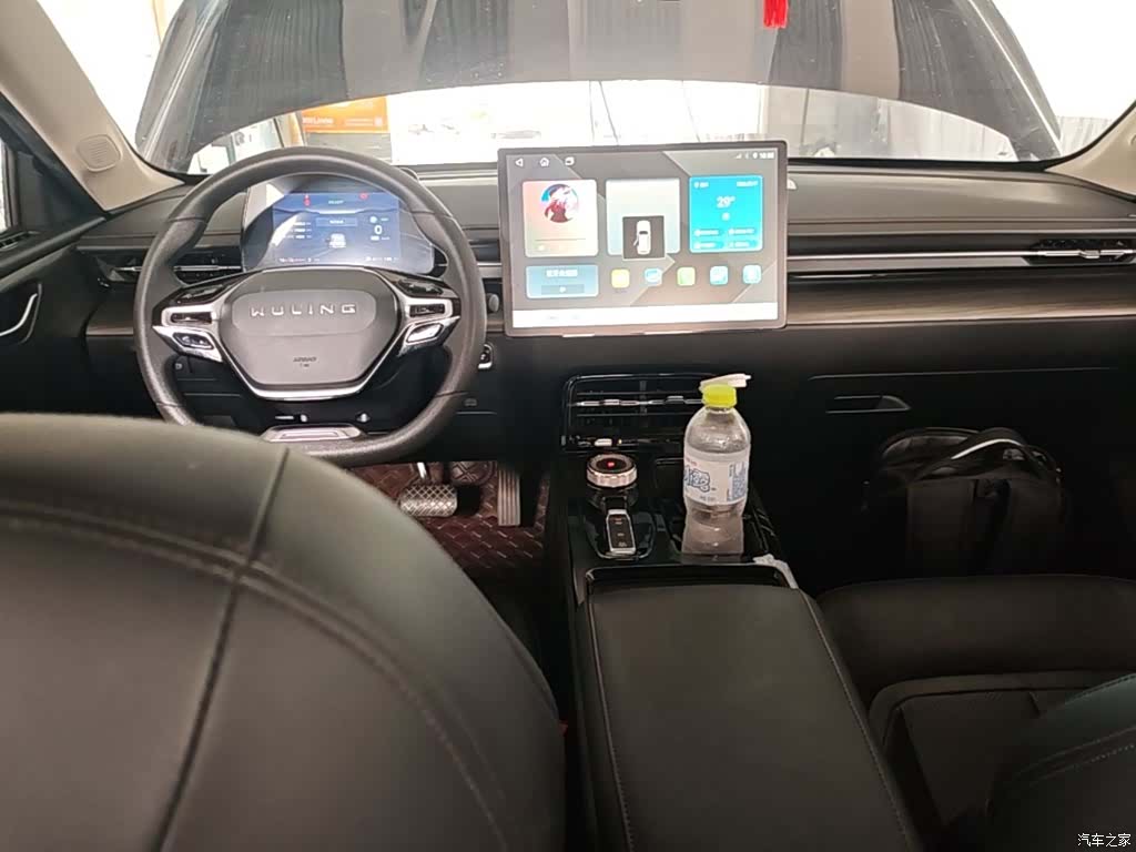 Wuling Starlight, 2024 10