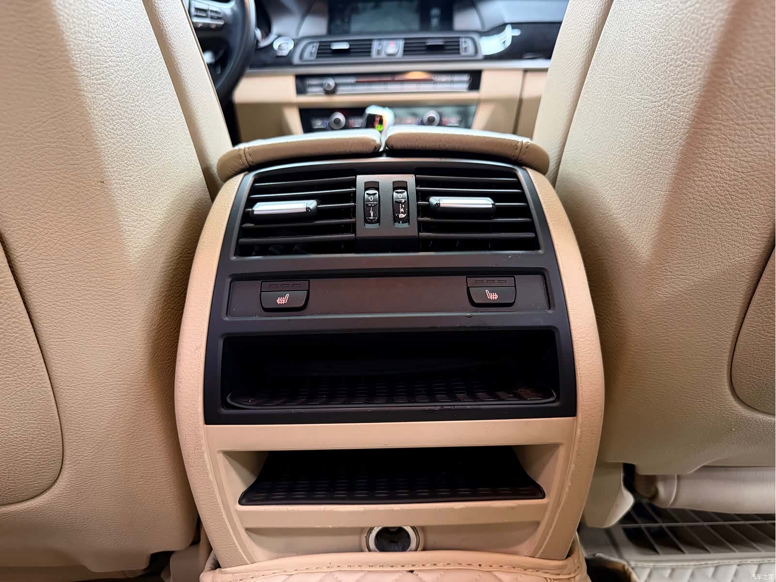 BMW 5 Series, 2013 23