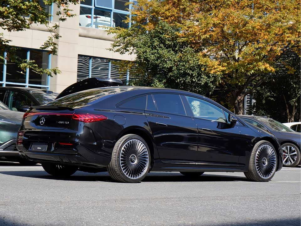 Mercedes-Benz EQS AMG