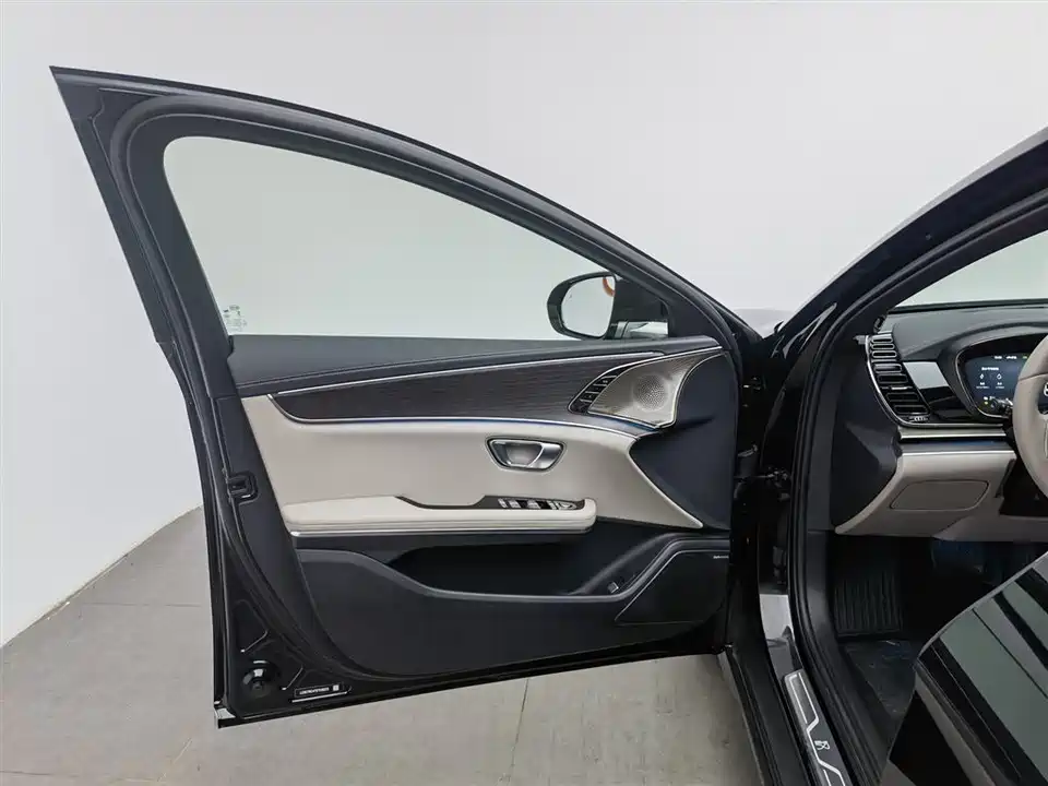 BYD Han
