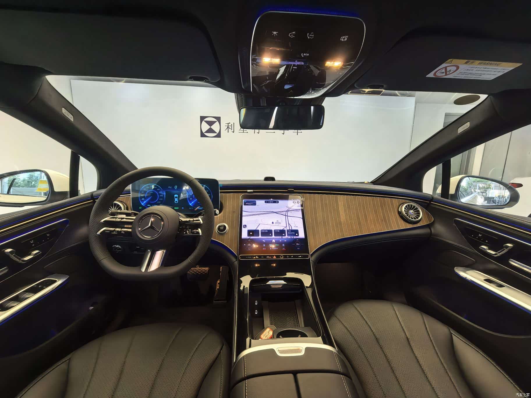 Mercedes-Benz EQE, 2025 10