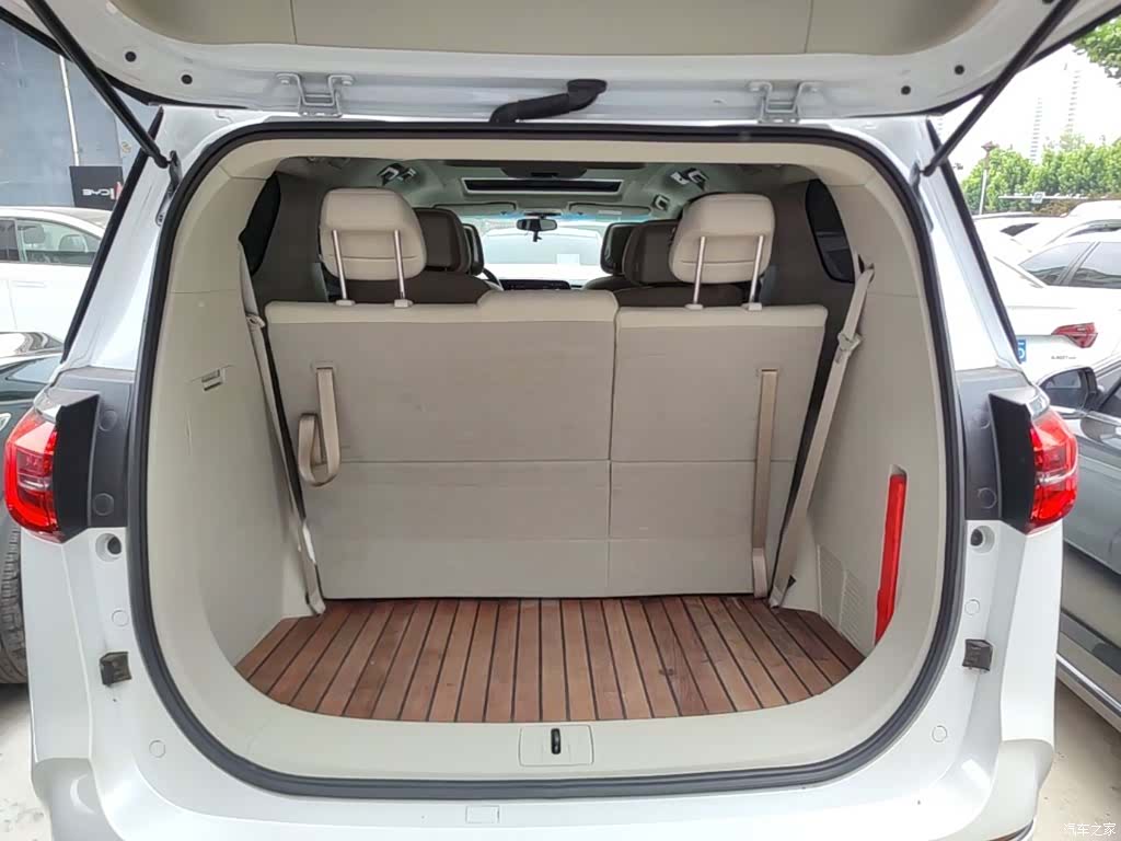 Buick GL8, 2022 19