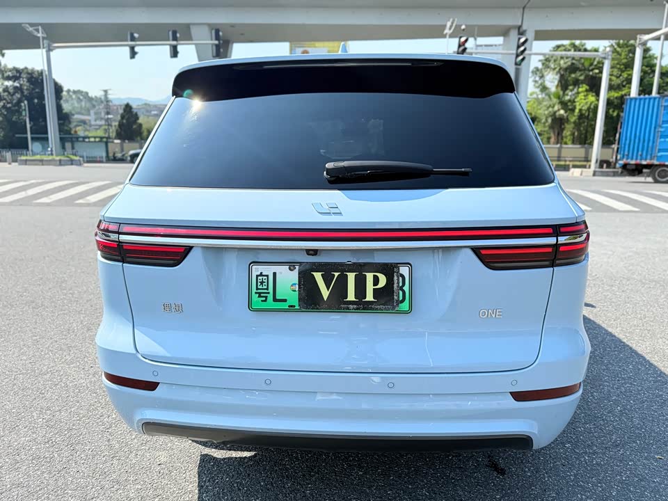 Li Auto Ideal ONE