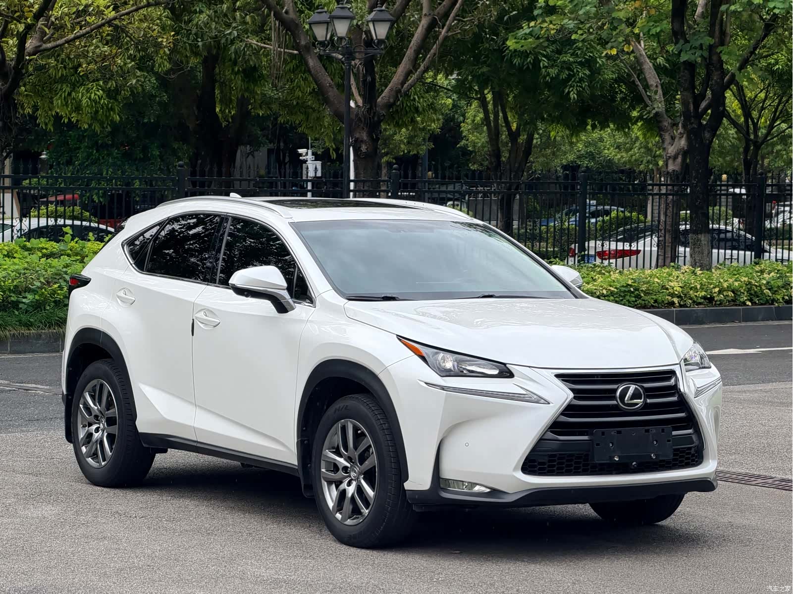 Lexus NX, 2015 18
