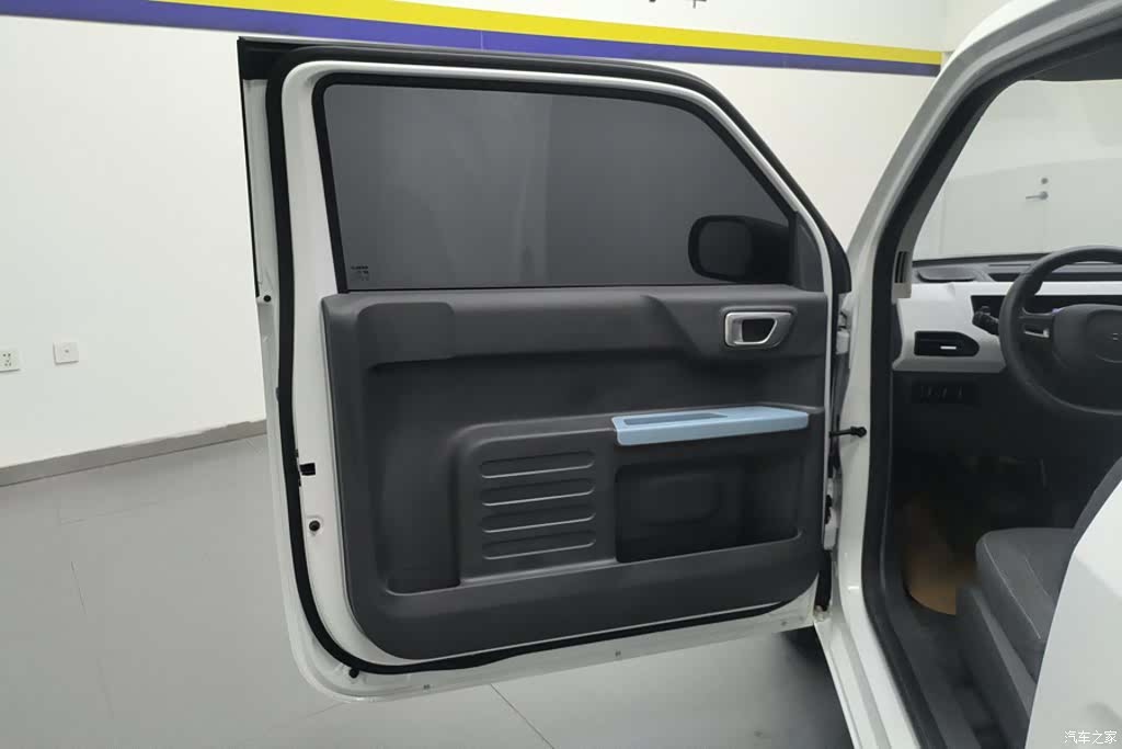 Geely Panda, 2025 7