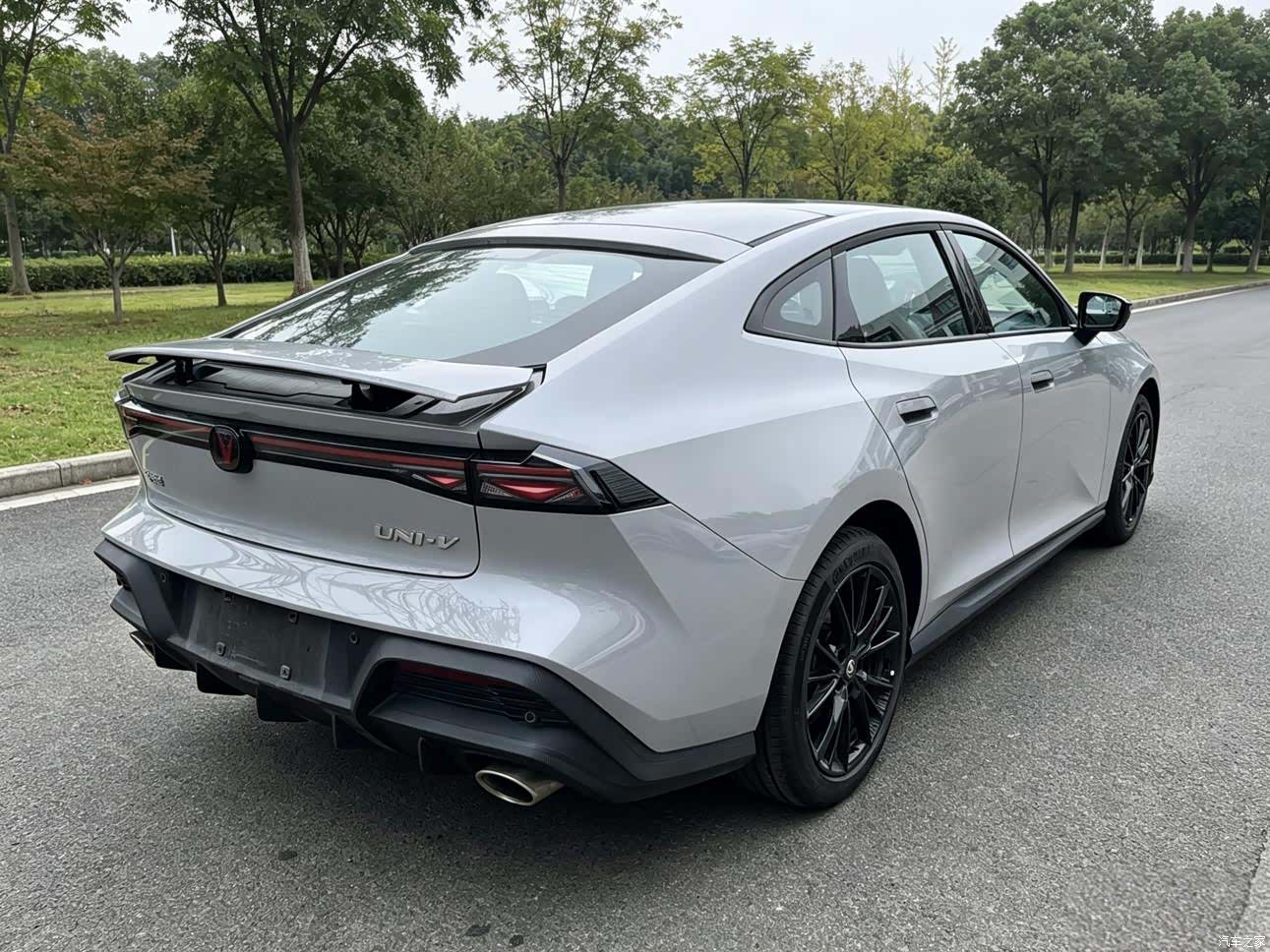 Changan UNI-V, 2025 8