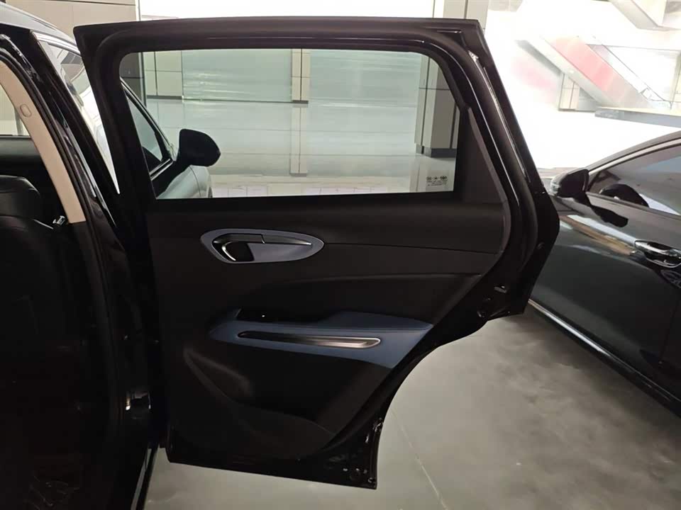 Besturn T90 Besturn T90