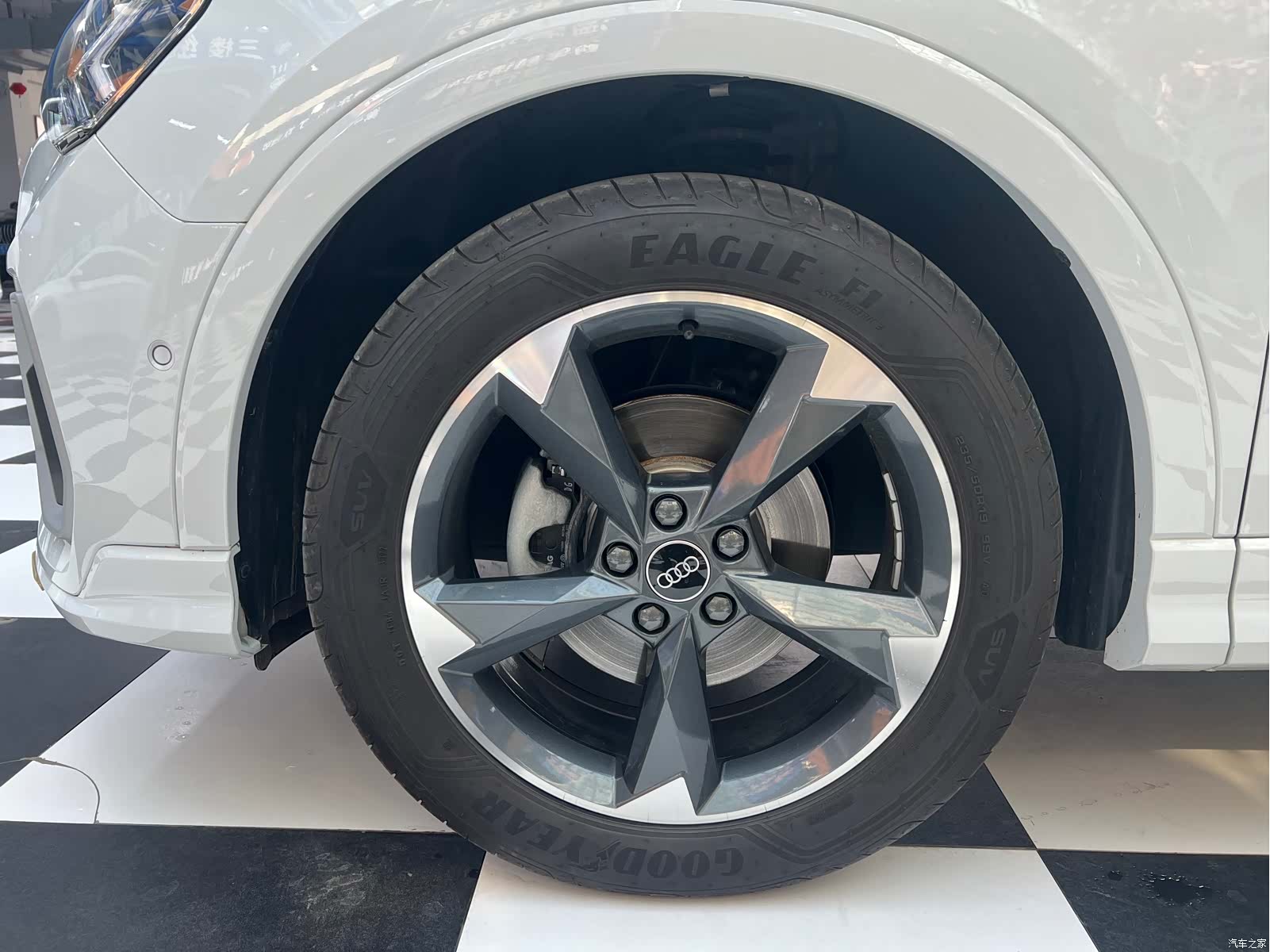Audi Q3, 2023 15