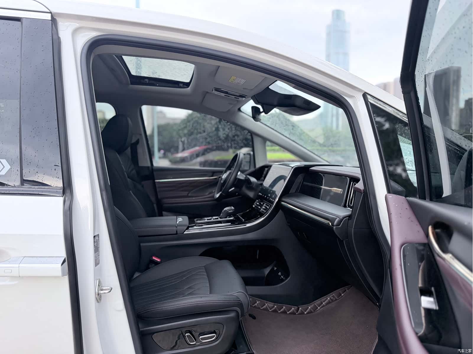 Trumpchi M8, 2023 12