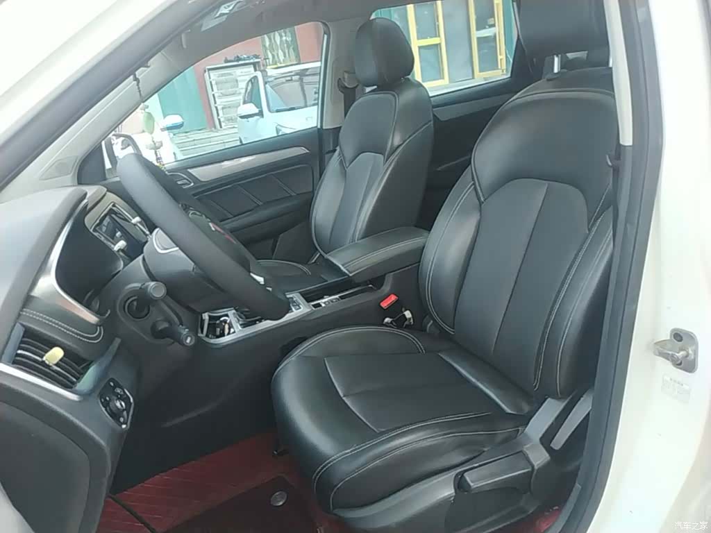 Roewe RX5, 2018 15