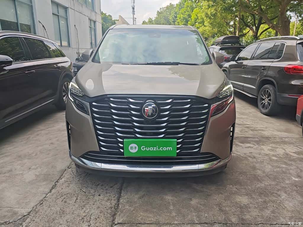 Buick GL8, 2023 3