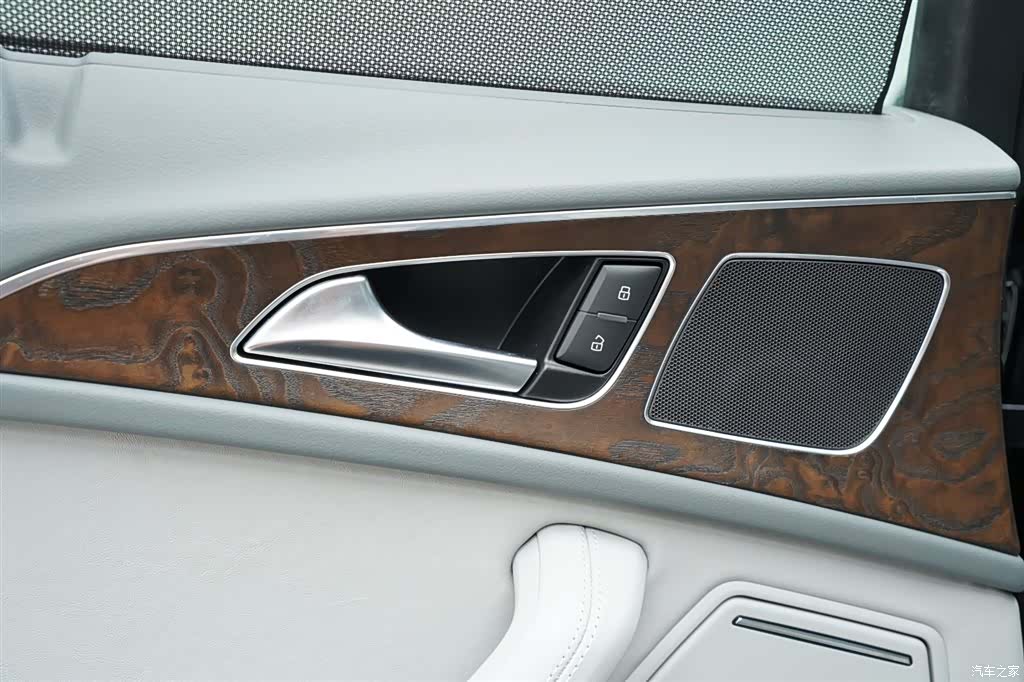 Audi A6L, 2014 12