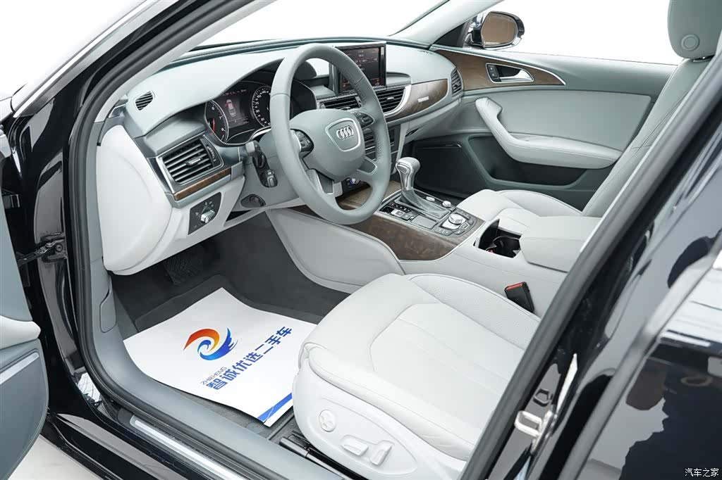 Audi A6L, 2014 все фото