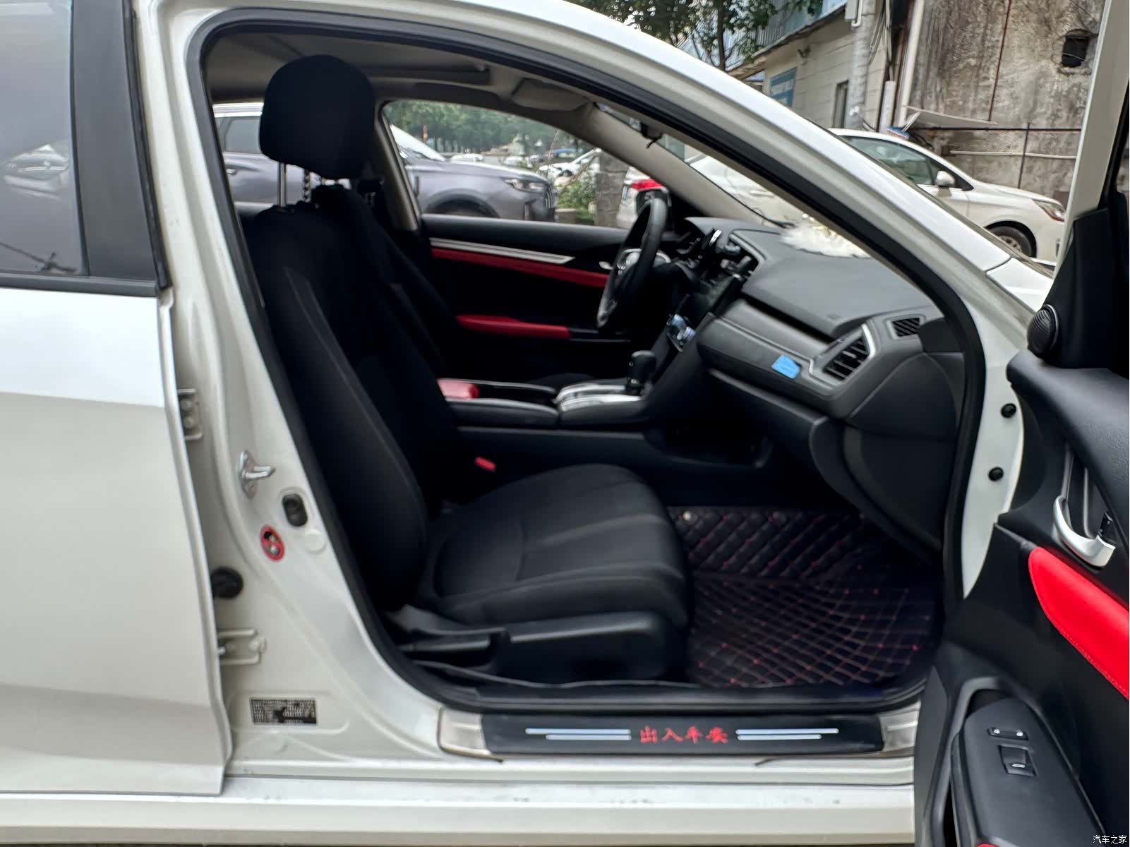 Honda Civic, 2018 8