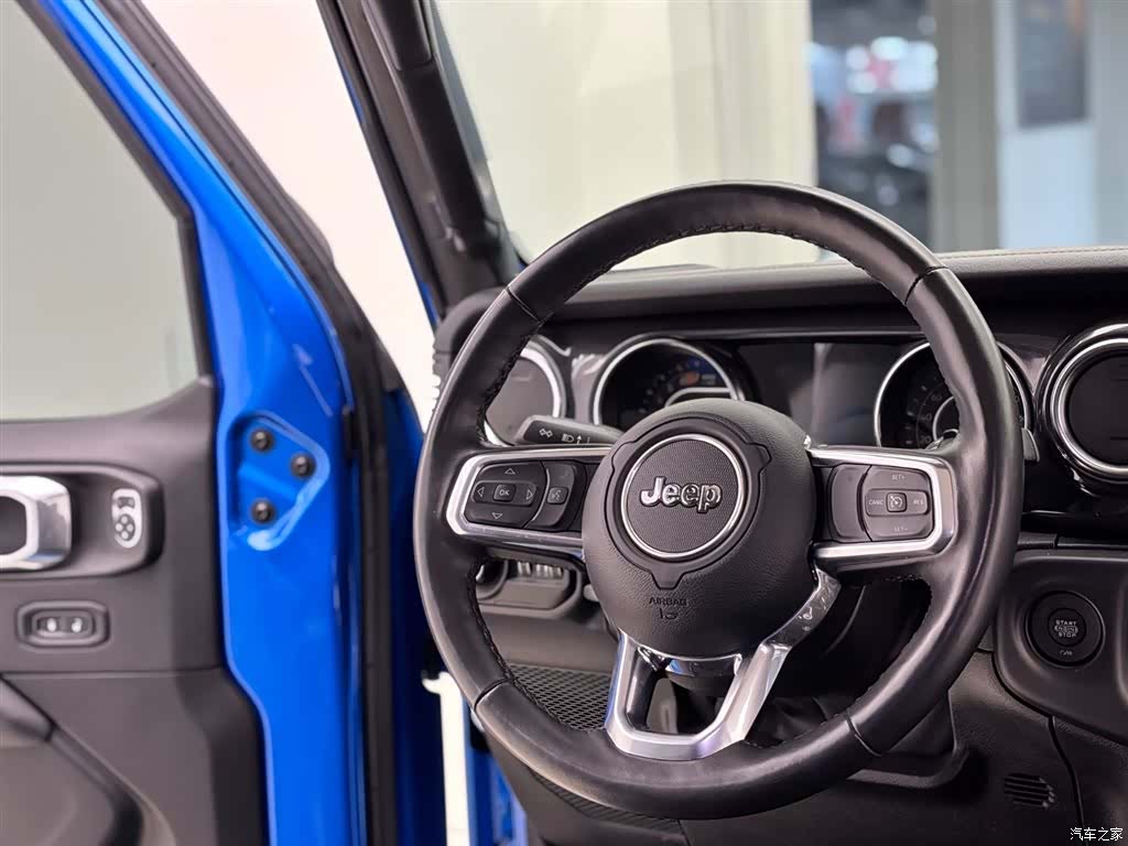 Jeep Wrangler, 2023 21
