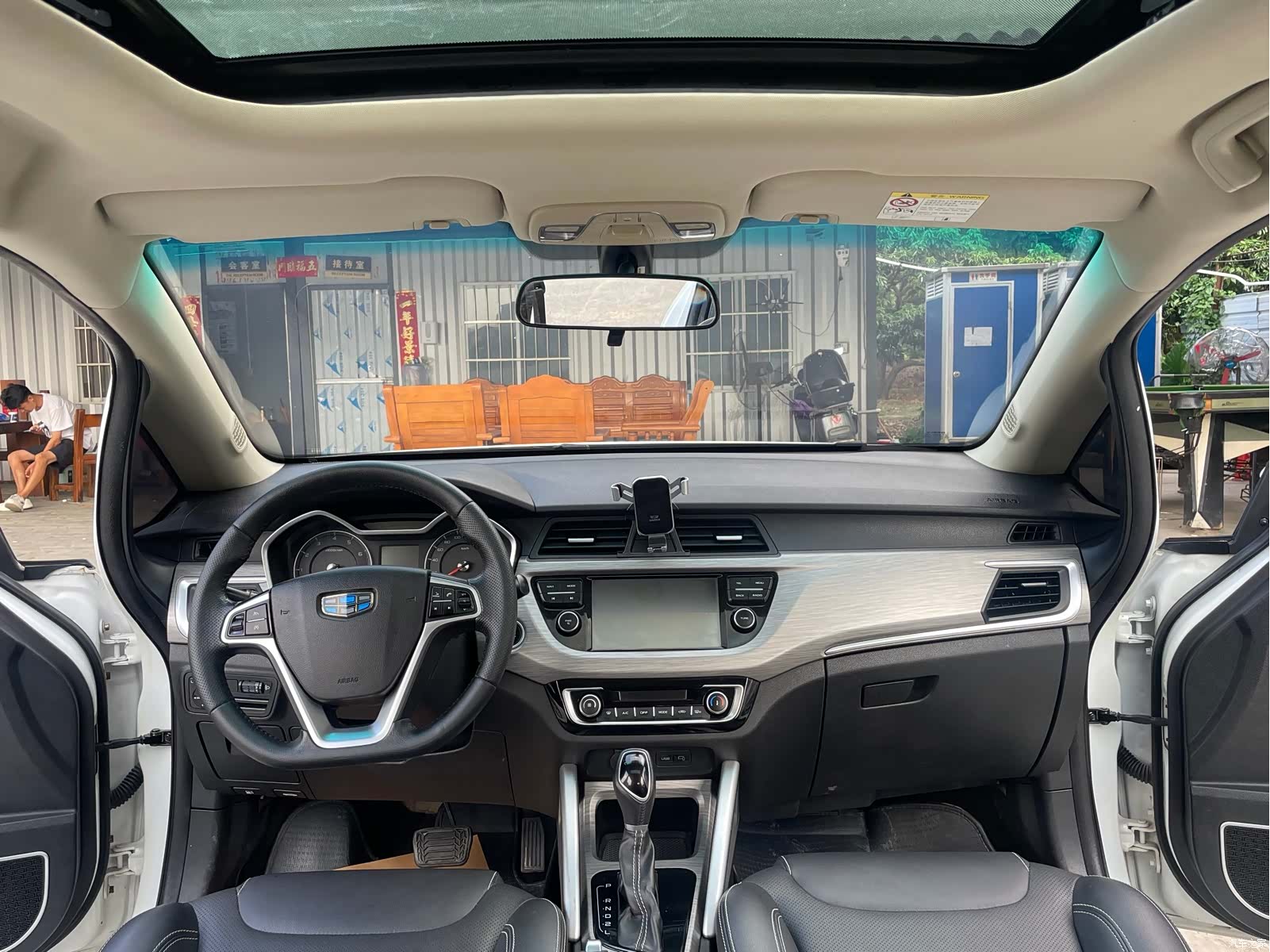 Geely X3, 2018 13