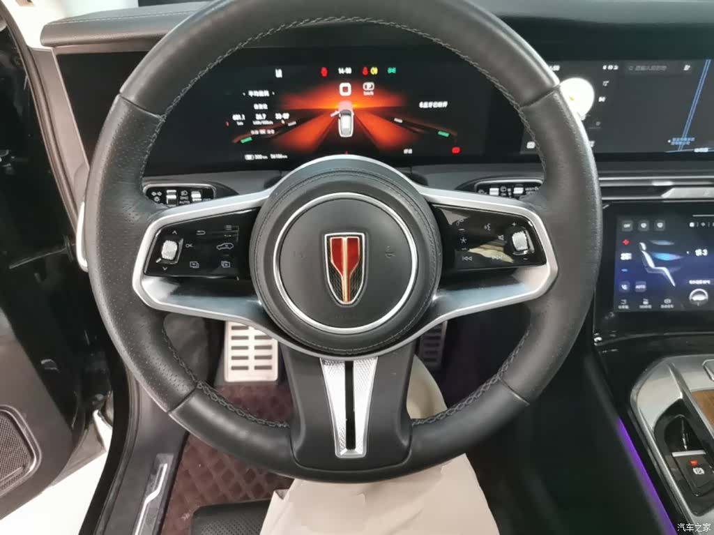 Hongqi E-HS9, 2023 11