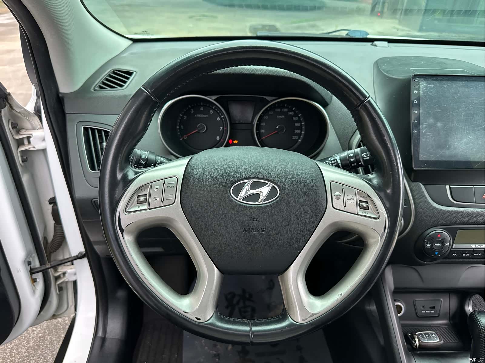 Hyundai ix35, 2018 12