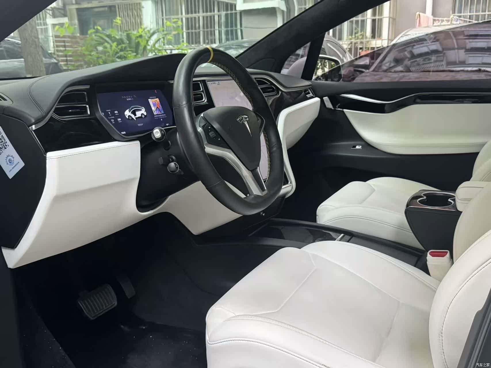 Tesla Model X, 2018 9