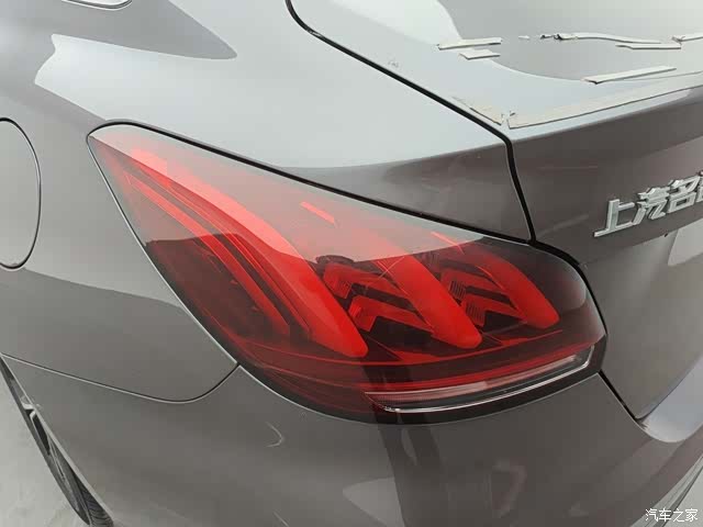 MG MG5, 2024 8