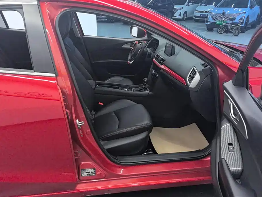 Mazda 3 Angkesaila Mazda 3 Angkesaila