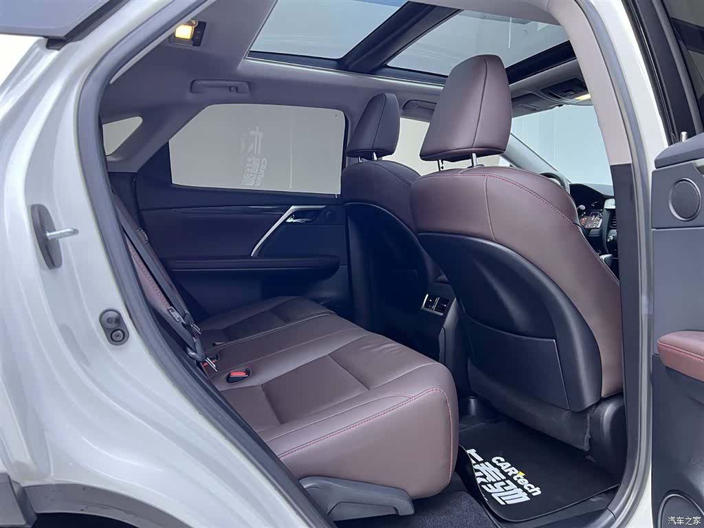 Lexus RX, 2022 21