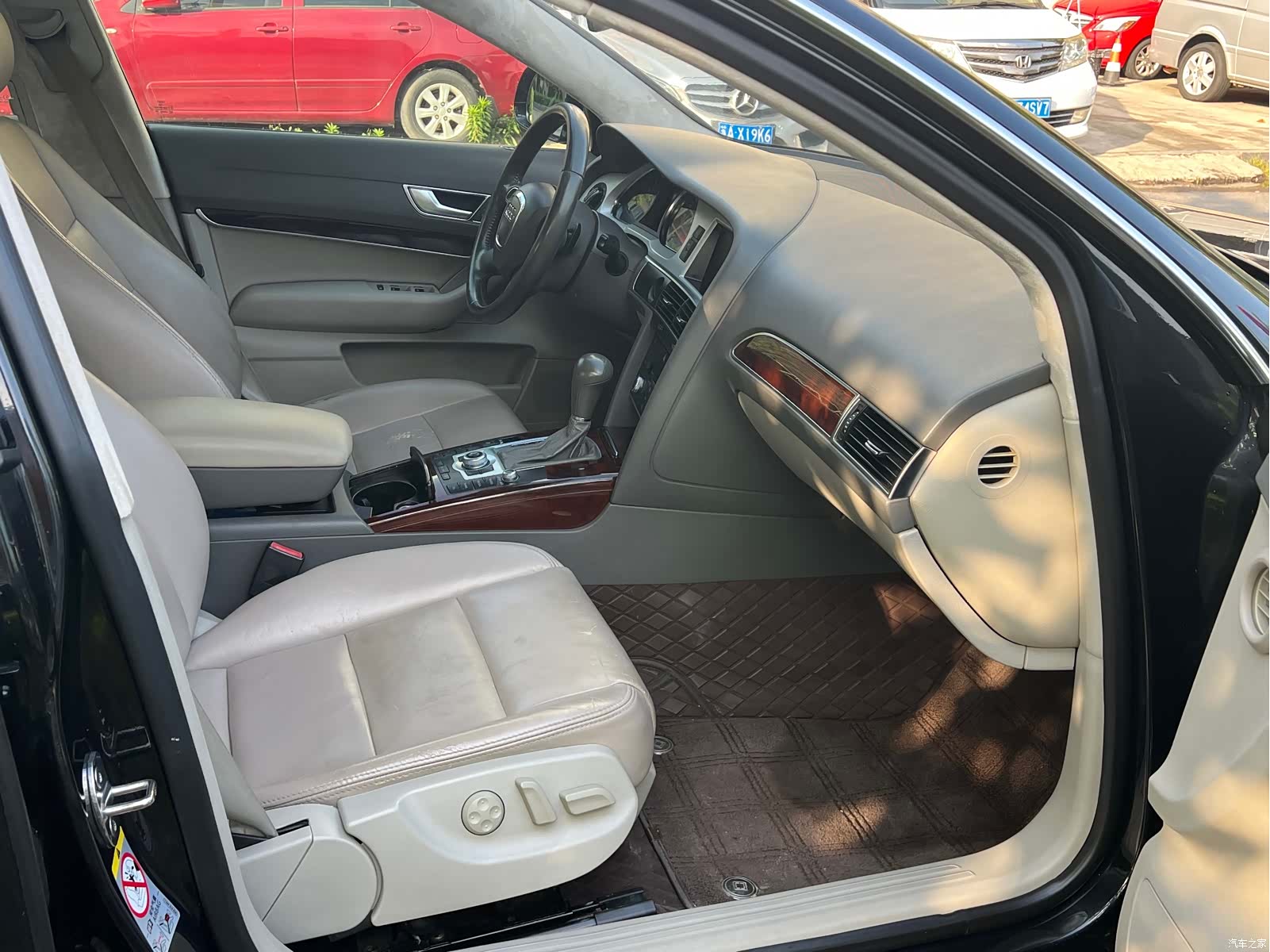 Audi A6L, 2012 15