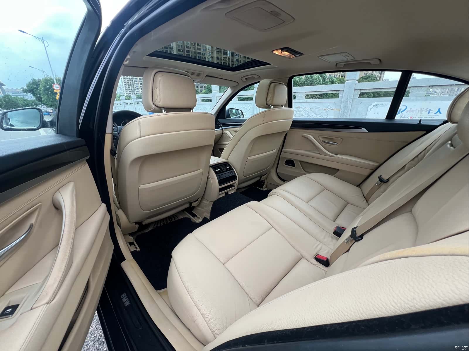 BMW 5 Series, 2012 все фото