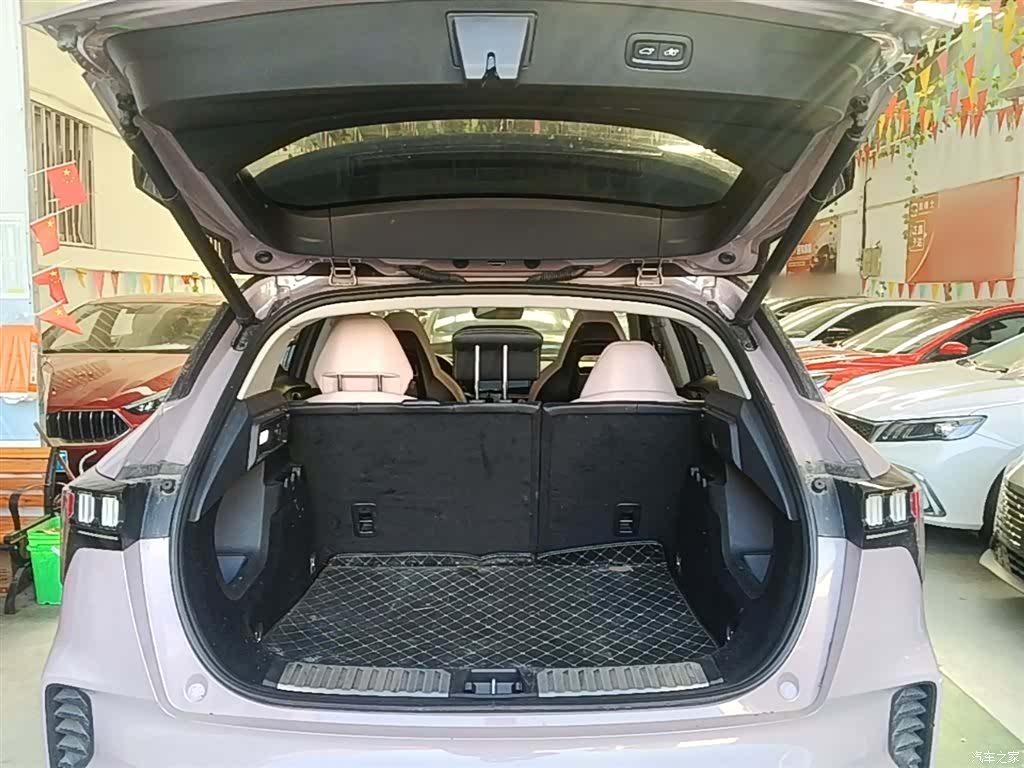 Lynk & Co 02, 2022 19
