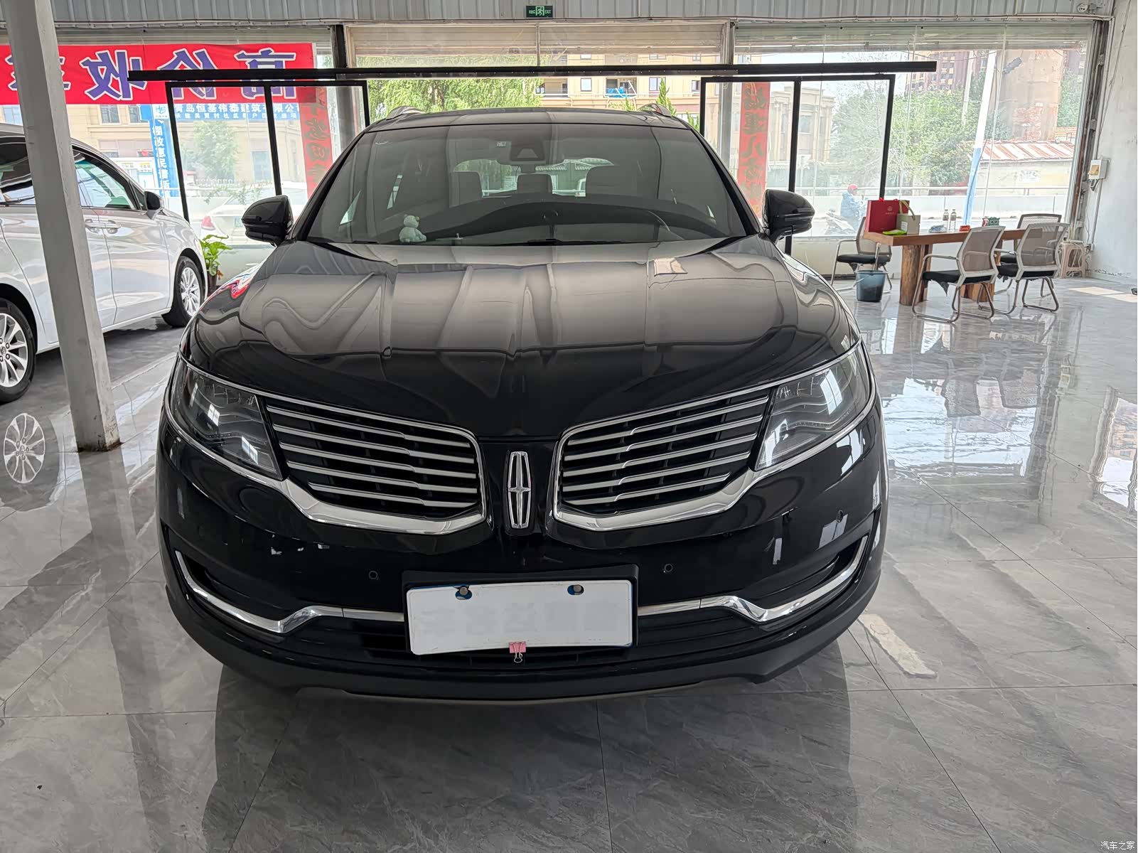Lincoln MKX, 2018 2