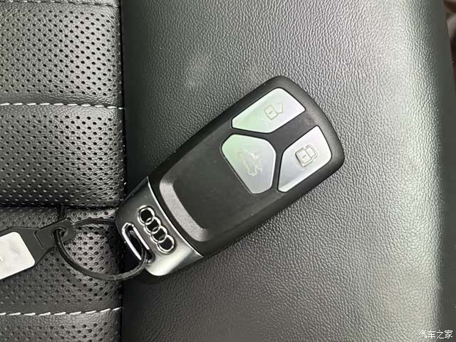 Audi Q5L, 2024 17
