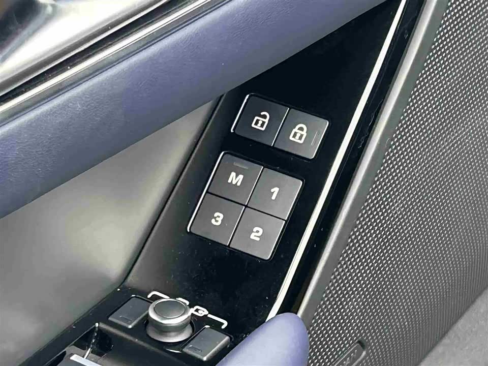 Land Rover Range Rover Star Pulse